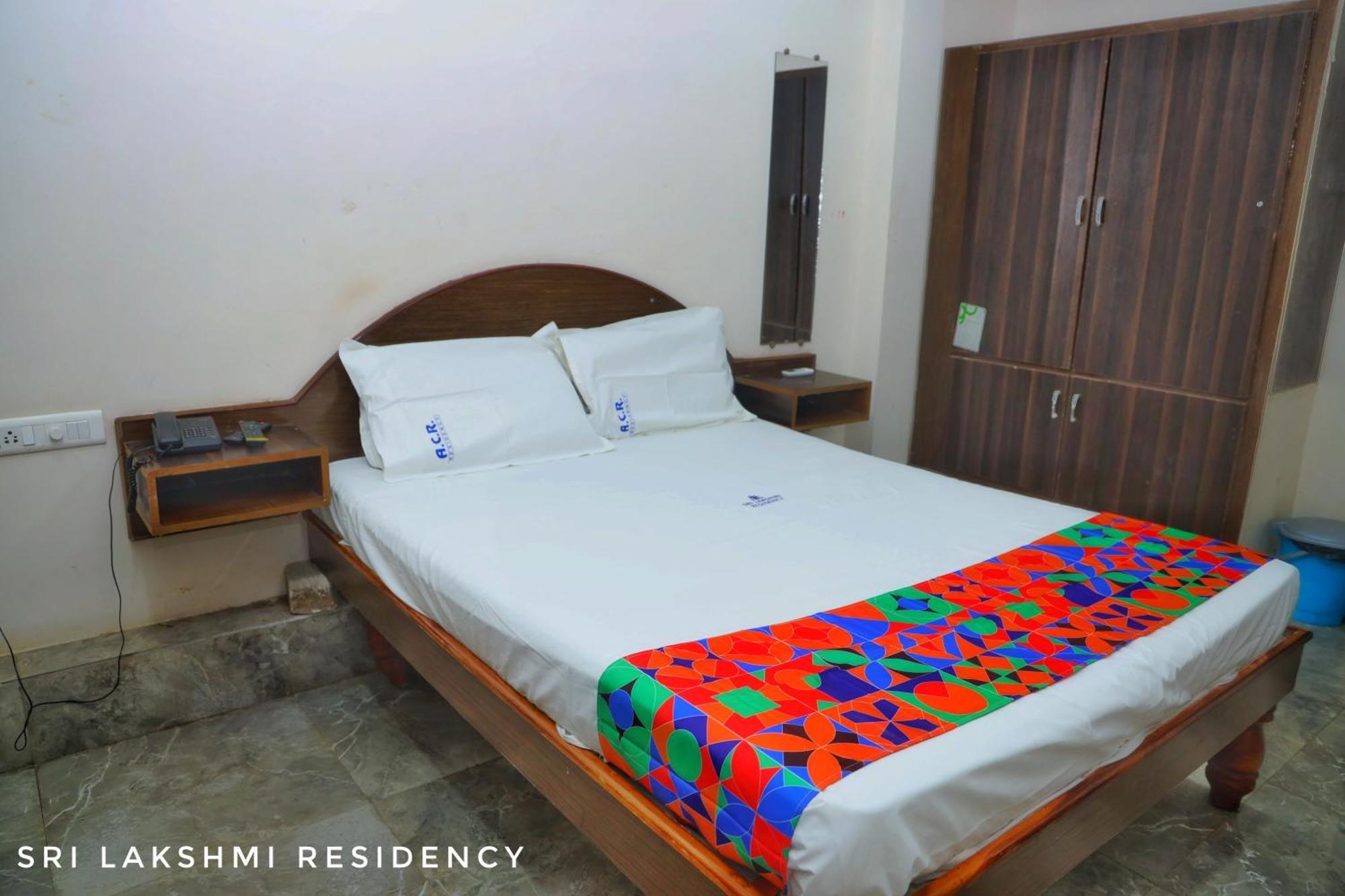 Hotel Sri Lakshmi Residency Tirupati Exteriér fotografie